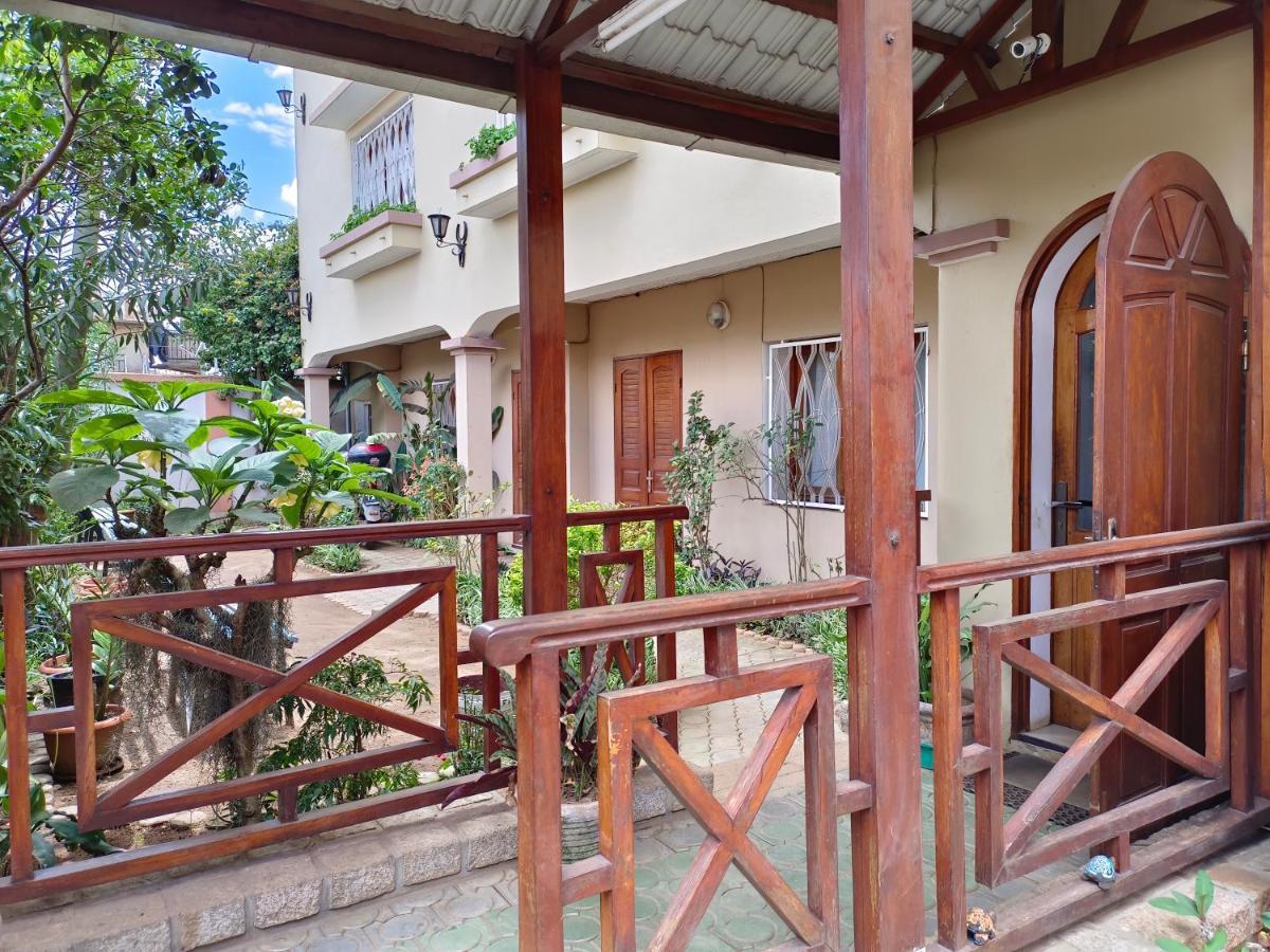 Antsirabe Hotel ภายนอก รูปภาพ
