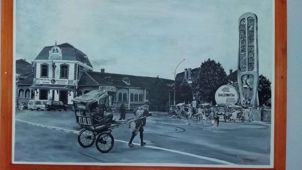 Antsirabe Hotel ภายนอก รูปภาพ